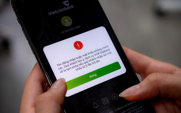 Nhiều người dùng iPhone gặp lỗi đăng nhập app Vietcombank, ngân hàng bất ngờ gửi email khuyến nghị về việc nâng cấp lên iOS 15