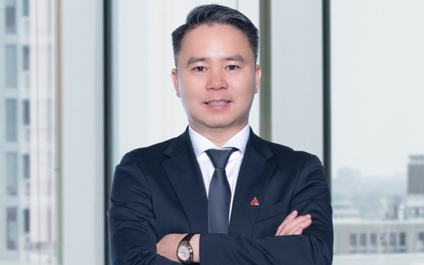 Ông Phương Hữu Việt rời ghế Chủ tịch VietABank, cháu trai lên thay