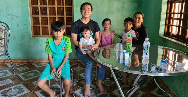 Nhà sáng lập Quỹ “Giấc mơ đôi chân thiên thần” trả lời 9 câu hỏi thường gặp nhằm “minh bạch hóa tận cùng công việc thiện nguyện"