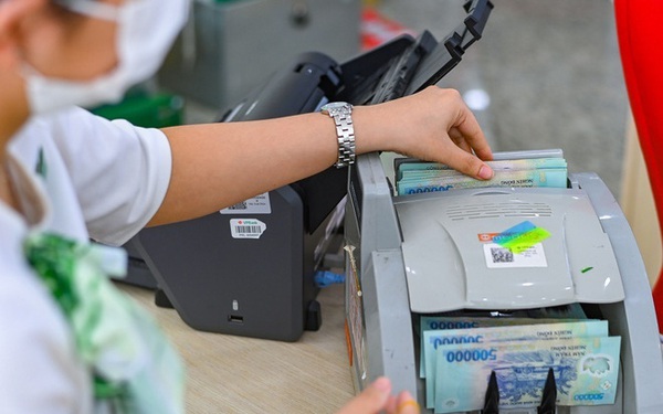 Nhóm big4 ngân hàng VietinBank, BIDV, Vietcombank và Agribank, ai đang có lãi suất cao nhất hiện nay?