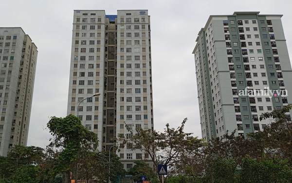 Vụ chung cư cho người thu nhập thấp vừa bàn giao đã bị phản đối ở Hà Nội: CĐT ra "tối hậu thư" buộc cư dân ký hợp đồng điện ngoài ý muốn, nếu không sẽ cắt điện