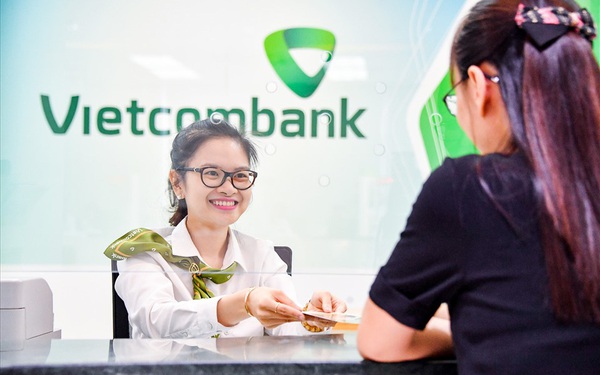 Đẳng cấp ông lớn Vietcombank: Vốn hóa thị trường vừa cán mốc 20 tỷ USD, cao nhất sàn chứng khoán Việt Nam