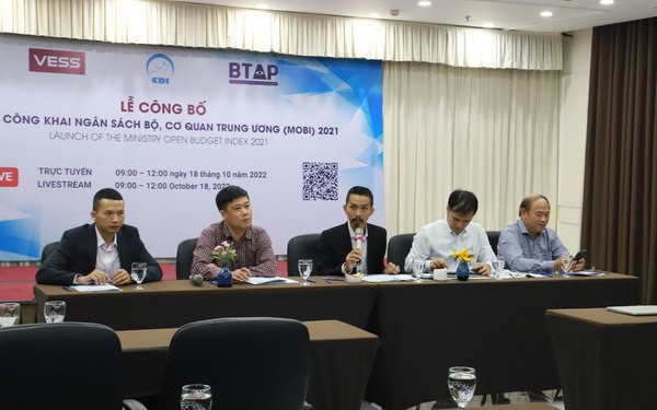 Buổi lễ công bố chỉ số công khai ngân sách Bộ và cơ quan Trung ương (MOBI) 2021 (Ảnh: CDI) Buổi lễ công bố chỉ số công khai ngân sách Bộ và cơ quan Trung ương (MOBI) 2021 (Ảnh: CDI)