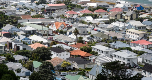 Nguồn cung nhà để bán tại New Zealand đã tăng 43% so với cùng kỳ năm ngoái, tiếp tục đẩy giá nhà đi xuống - Ảnh: BLOOMBERG Nguồn cung nhà để bán tại New Zealand đã tăng 43% so với cùng kỳ năm ngoái, tiếp tục đẩy giá nhà đi xuống - Ảnh: BLOOMBERG