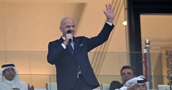 Chủ tịch FIFA Gianni Infantino phát biểu trước trận đấu khai mạc thuộc bảng A, giữa chủ nhà Qatar và Ecuador, ngày 20-11 - Ảnh: AFP Chủ tịch FIFA Gianni Infantino phát biểu trước trận đấu khai mạc thuộc bảng A, giữa chủ nhà Qatar và Ecuador, ngày 20-11 - Ảnh: AFP