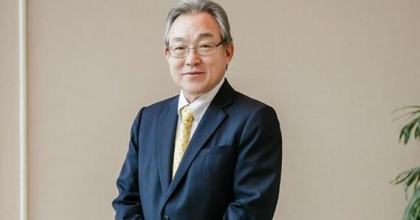 Ông Yeap Swee Chuan - Chủ tịch kiêm Tổng Giám đốc Công ty AAPICO Hitech Public Company Limited. Ông Yeap Swee Chuan - Chủ tịch kiêm Tổng Giám đốc Công ty AAPICO Hitech Public Company Limited.