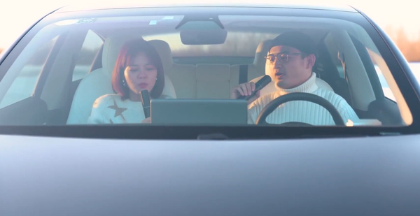 Giá hơn 4 triệu đồng, micro hát karaoke trong ô tô của Elon ...