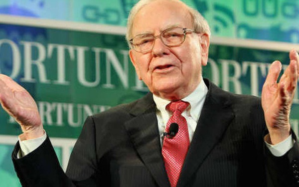 Here’s Why Warren Buffett Will Never Split