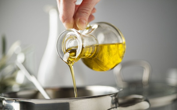 5 cooking oils with high smoke points, extremely healthy for cooking, reveal the worst oil but often used in the kitchen
