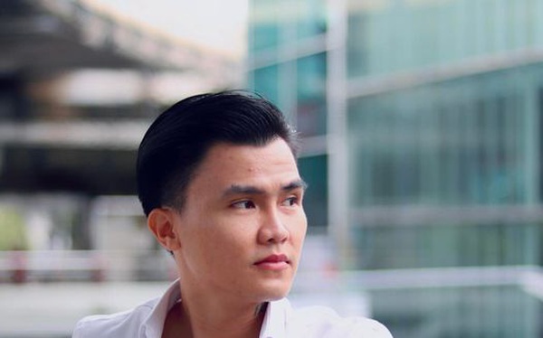 Dropping out of medical school, the Saigon boy became a tourism ambassador for Thailand thanks to his “terrible” achievement.