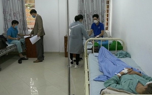 A series of tourists and athletes were hospitalized after eating Lien Hoa bread