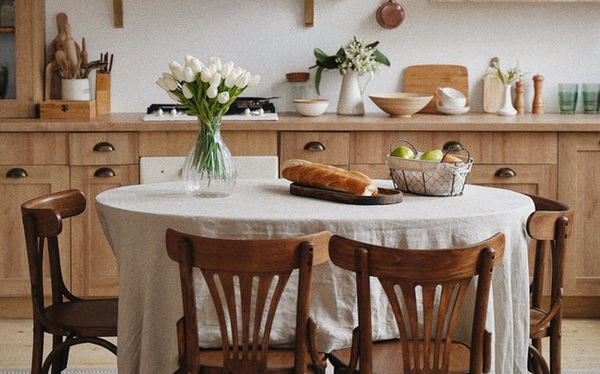 Should the dining table be round or rectangular?  This is the mistake that most people make, causing the family fortune to decrease, the family religion lacks peace