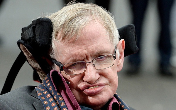 How “scary” are Stephen Hawking’s doomsday predictions?