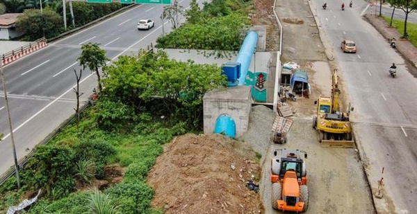 Expanding the road to collect Thang Long Avenue twice to prevent flooding and congestion