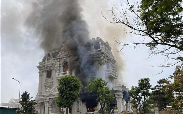 From the fire of Quang Ninh castle, wooden houses need to pay attention and equip these things right away