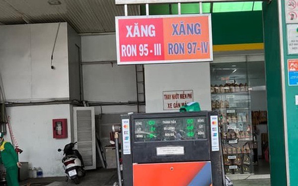 Appeared RON 97 gasoline specialized for luxury cars in Vietnam, priced at 28,500 VND/liter