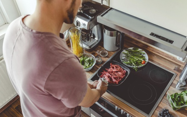 Cảnh báo 3 loại thịt càng ăn nhiều càng gây suy giảm hormone nam: Nam giới muốn lập gia đình ĐỪNG dại ăn protein quá "giới hạn vàng"