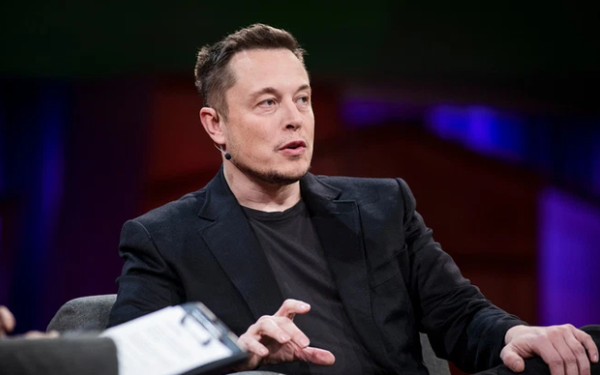  CEO Tesla gom tiền từ đâu trong khi chỉ có 3 tỷ USD tiền mặt?