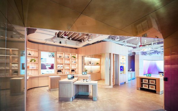 Facebook is about to open its first retail store, but what do they sell here?