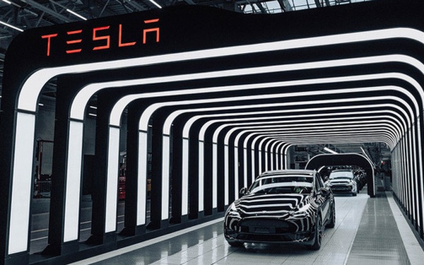 Tesla shows off a promotional video of its factory in Germany that is more impressive than a blockbuster movie trailer, you can only watch it