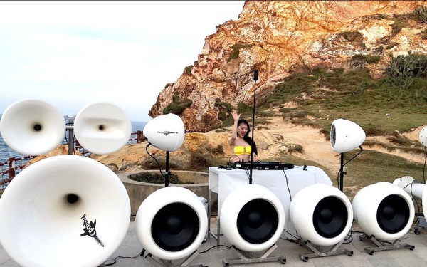 Da Nang held an impressive electronic music show for the first time with a speaker system of more than 12 billion dong