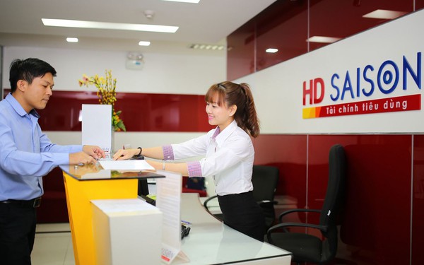 How does HDBank’s “golden egg” capture 10% of the consumer lending market?