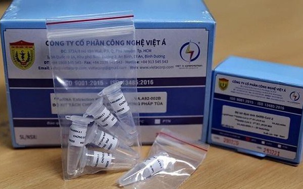 Viet A lent Ba Ria-Vung Tau testing machines and tens of thousands of test kits