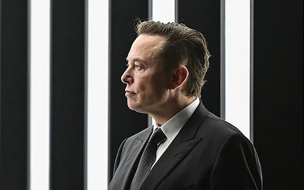 Elon Musk loses more than 12 billion USD a day