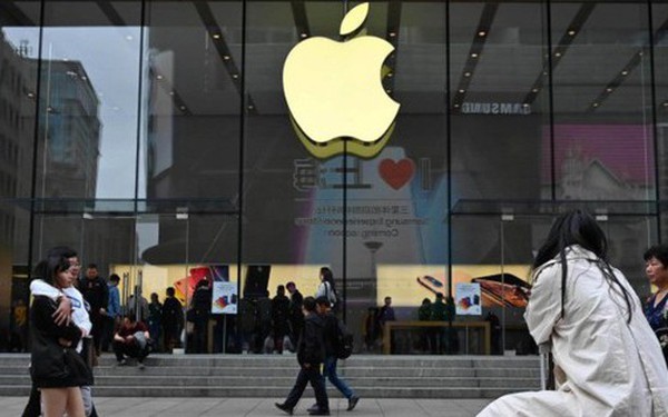 Apple loses top spot in China as iPhone sales plummet