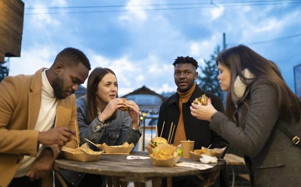 Để được coi là giàu có tại Mỹ, bạn cần 2,2 triệu USD. Ảnh: Getty Images Để được coi là giàu có tại Mỹ, bạn cần 2,2 triệu USD. Ảnh: Getty Images