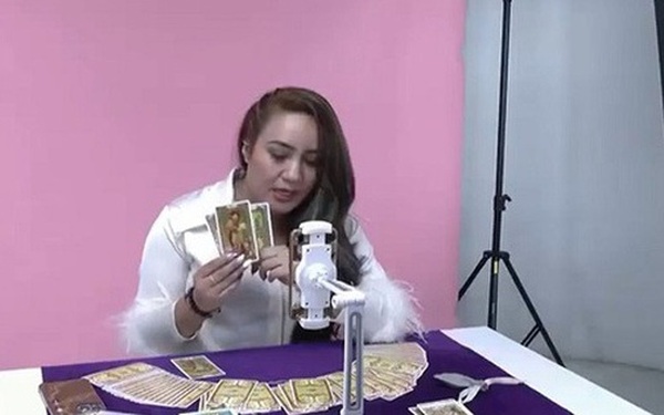 Livestream fortune telling – a popular service in Thailand