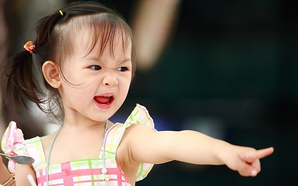6 signs of a naughty child, no matter how much they love their children, parents still have to strictly teach them