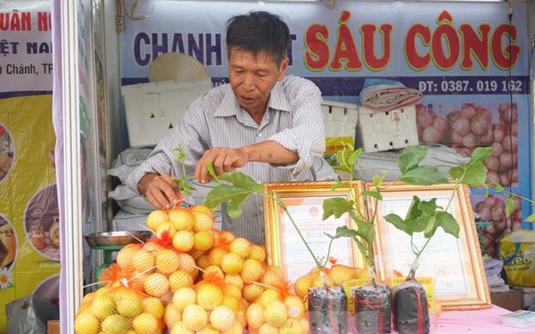 Sweet passion fruit hundreds of thousands of VND / kg still “sold out”