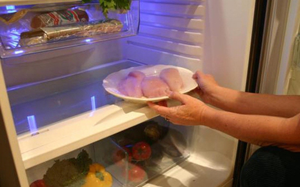 3 ways to store meat in the refrigerator produce carcinogens, but many Vietnamese people still do it