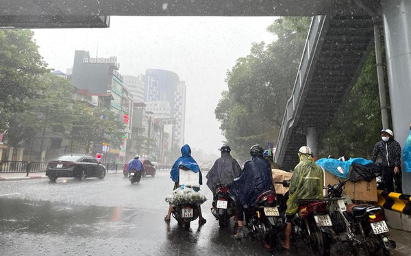 The North welcomes thunderstorms again