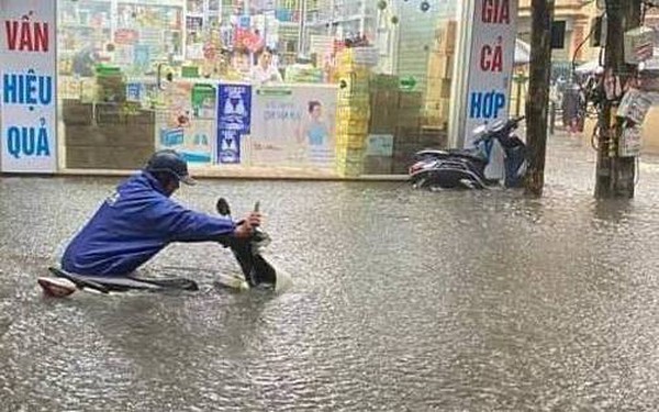 Hanoi is submerged in water after heavy rain