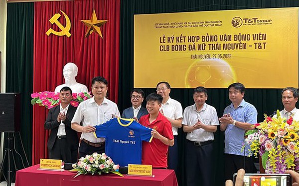 For the first time in the history of Vietnamese female players, they received a bribe