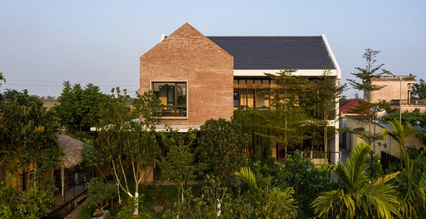 The villa full of trees in Thai Binh makes American newspapers admire