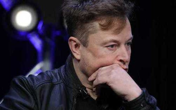 Tỷ phú “chơi ngông” Elon Musk cũng có ngày lo ngay ngáy khi Tesla hoá thành “lò đốt tiền”