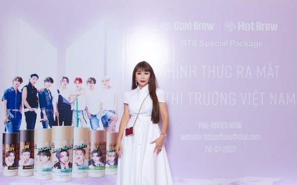 Người phụ nữ mang thương hiệu cà phê của nhóm BTS về Việt Nam: 2 lần được Tổng thống Mỹ trao tặng ‘thành tựu trọn đời’, dành trọn tâm huyết cho trẻ em nghèo