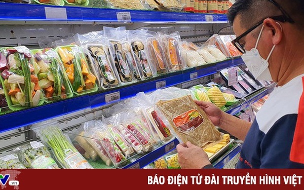 Nhiều mặt hàng thiết yếu tại các siêu thị, chợ dân sinh đang dần hạ nhiệt. (Ảnh minh họa - Ảnh: NLĐ)
