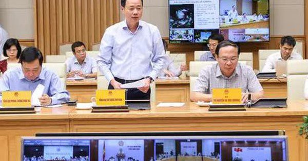 GS-TS Trần Hồng Thái, Tổng cục trưởng Tổng cục Khí tượng Thuỷ văn, báo cáo tại cuộc họp - Ảnh: Nhật Bắc GS-TS Trần Hồng Thái, Tổng cục trưởng Tổng cục Khí tượng Thuỷ văn, báo cáo tại cuộc họp - Ảnh: Nhật Bắc
