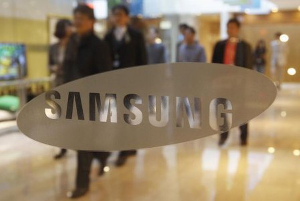 Lãnh đạo Samsung cũng lo sợ trong vòng xoáy cắt giảm
