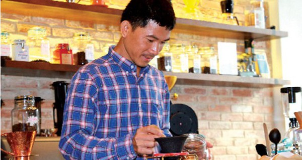 Ông chủ Shin Coffee và con đường gập ghềnh đến với cà phê Việt