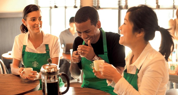 Tự truyện CEO Starbucks: Đừng cảm thấy khó chịu khi cấp dưới thẳng thắn phản đối bạn (P2)
