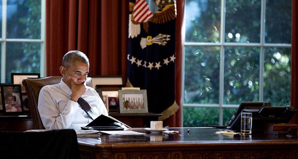 Những khoảnh khắc đầy cảm x&#250;c của Tổng thống Barack Obama trong năm cuối c&#249;ng tại Nh&#224; Trắng