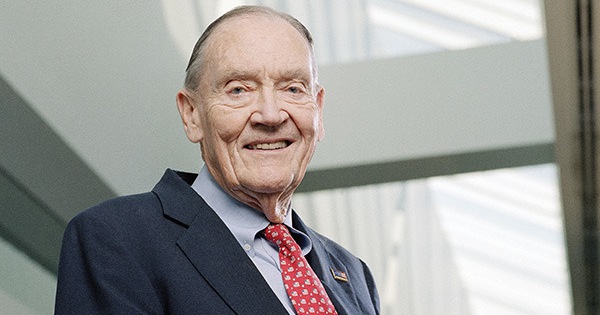 7 b&#224;i học đắt gi&#225; từ &#244;ng tr&#249;m đầu tư John Bogle: Những điều tinh tu&#253; được chắt lọc m&#224; ai cũng phải biết