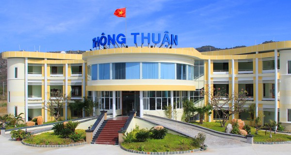 Thông Thuận - Đại gia "kín tiếng" miền Trung vừa nhận dự án bò sữa 3.000 tỷ là ai?