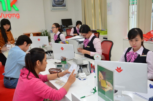 Tuyển th&#234;m hơn 5.500 người trong v&#242;ng 1 năm qua, VPBank đang t&#237;nh to&#225;n g&#236; với b&#224;i to&#225;n nh&#226;n sự?