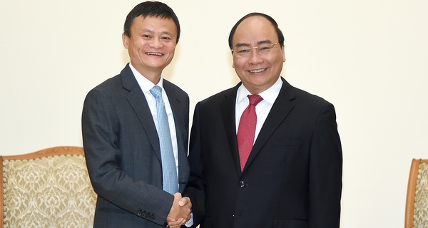 Thủ tướng Nguyễn Xu&#226;n Ph&#250;c tiếp Chủ tịch Tập đo&#224;n Alibaba Jack Ma